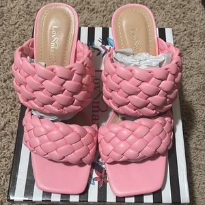 Love mark pink shoes